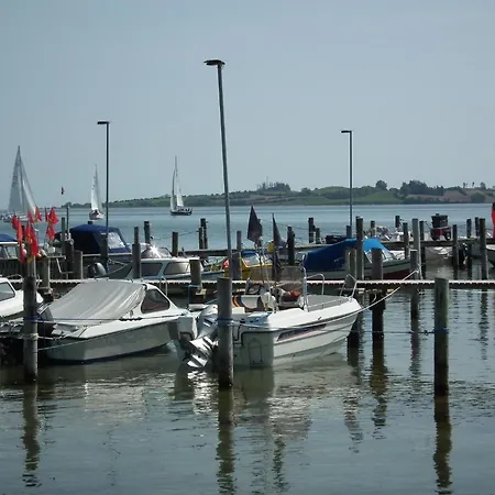 Sandskaer Strandcamping & Cottages Camping